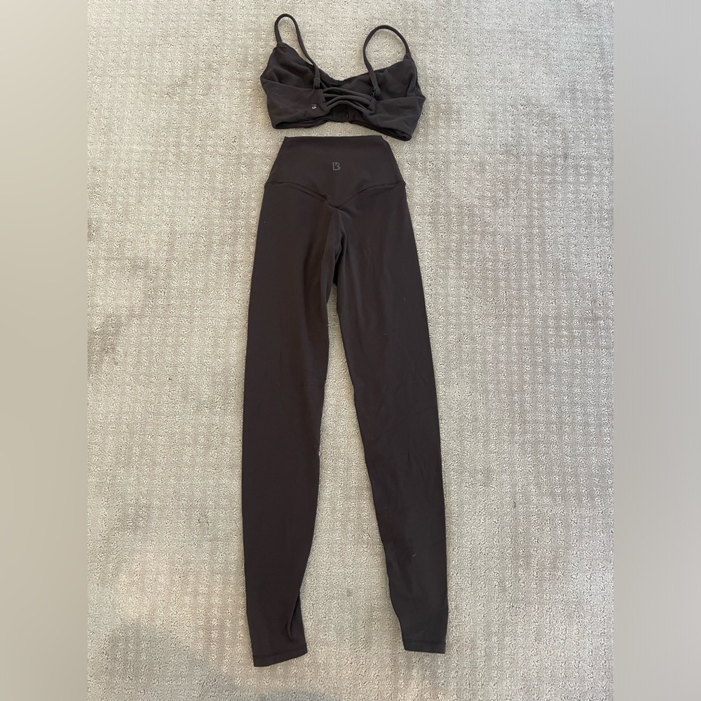 BuffBunny Black High-Waist Leggings and Bra Set - Picture 2 of 2